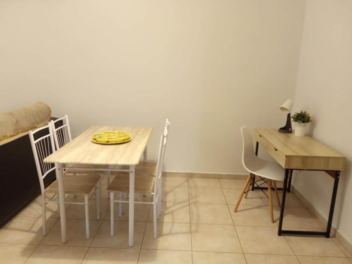 Isavrou Apartment Комотіні Екстер'єр фото